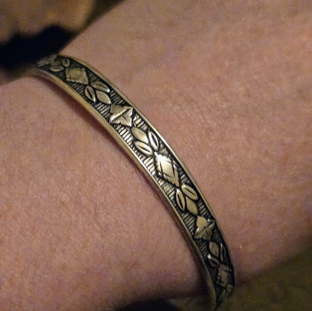 Sterling Silver Clover Pattern Bangle Bracelet - image 3